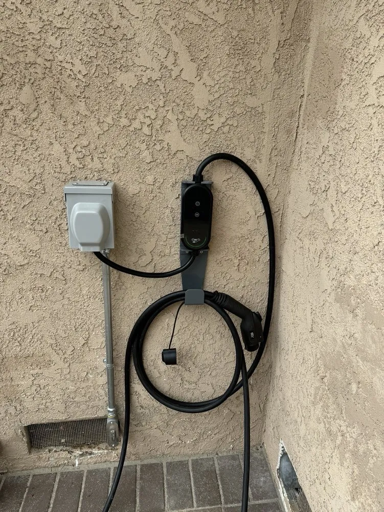 Expert electrician providing lighting installation in San Fernando Valley, CA - Edison Electrical Solutions
