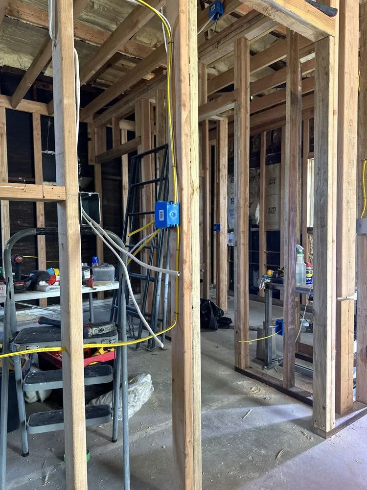 Licensed circuit breaker repair service in San Fernando Valley, CA - Edison Electrical Solutions