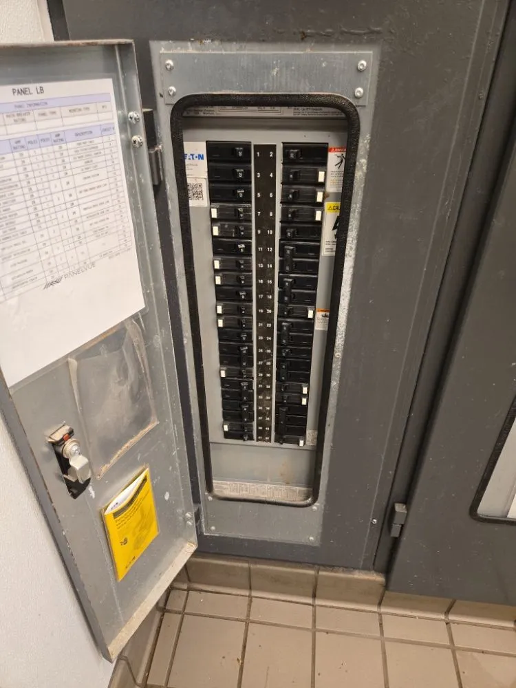 Slide of Edlectric Services