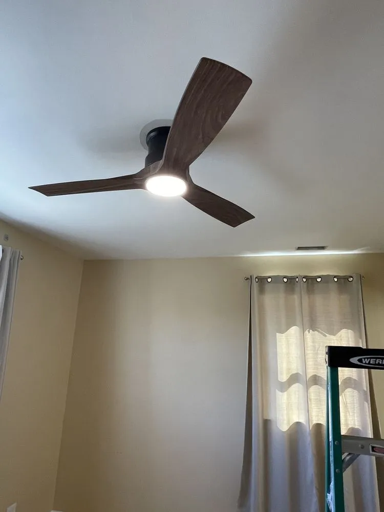 Slide of Ed's Electrical Services