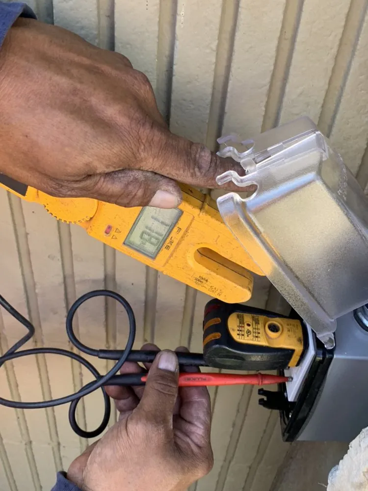 Emergency electrical service for homes in outlet and switch repair, by