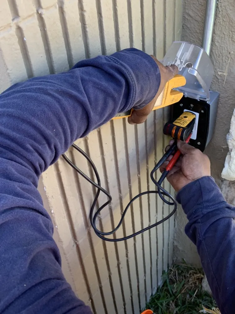 Affordable electrician providing lighting installation in ,