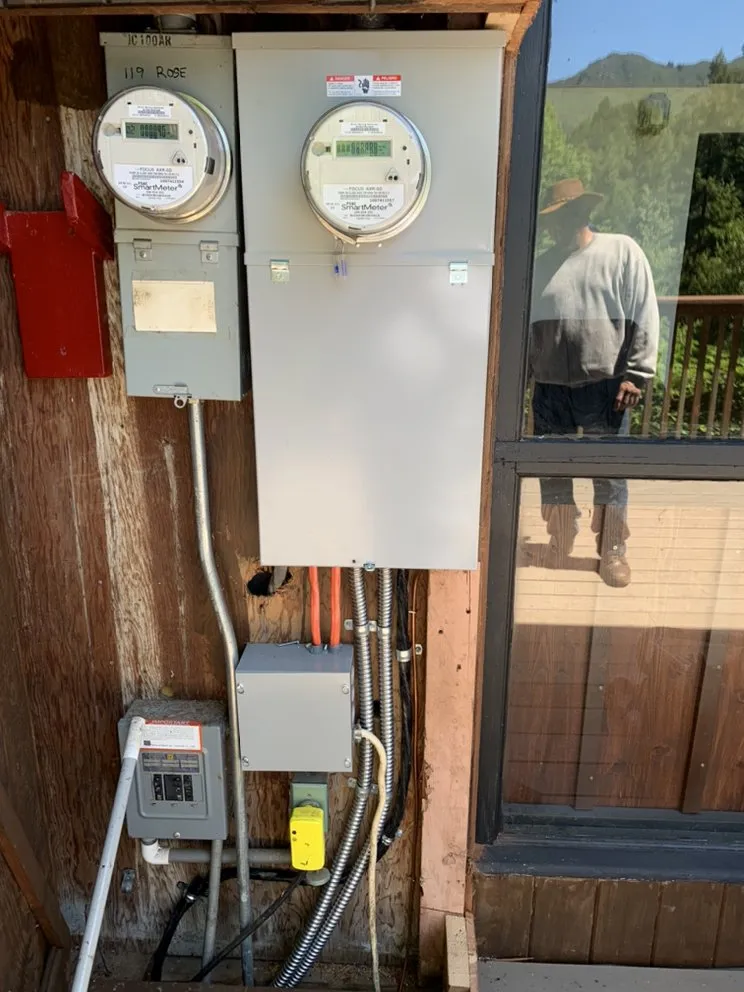 Slide of Eduardo And Sons Electric Services