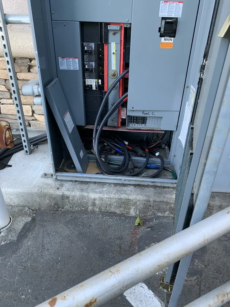 Slide of Eduardo And Sons Electric Services