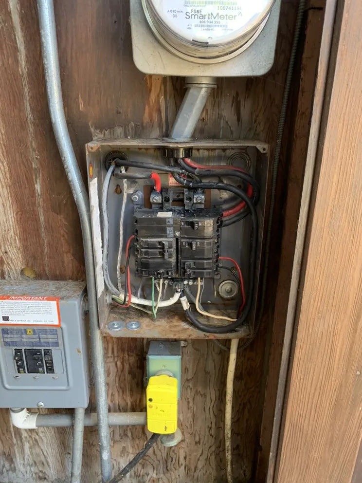 Slide of Eduardo And Sons Electric Services