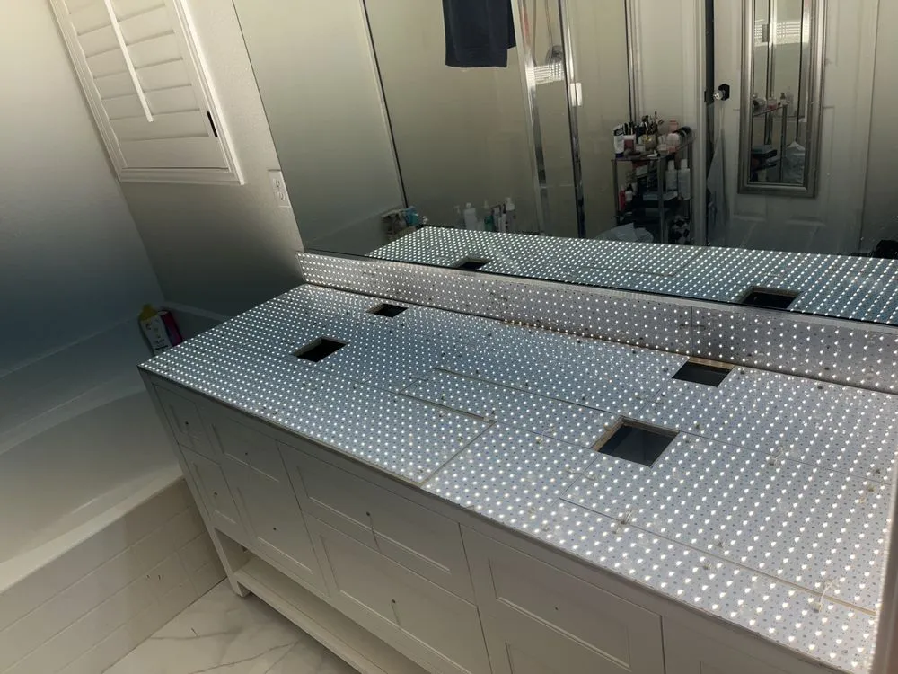 Slide of Eduardo Villalpando Electric