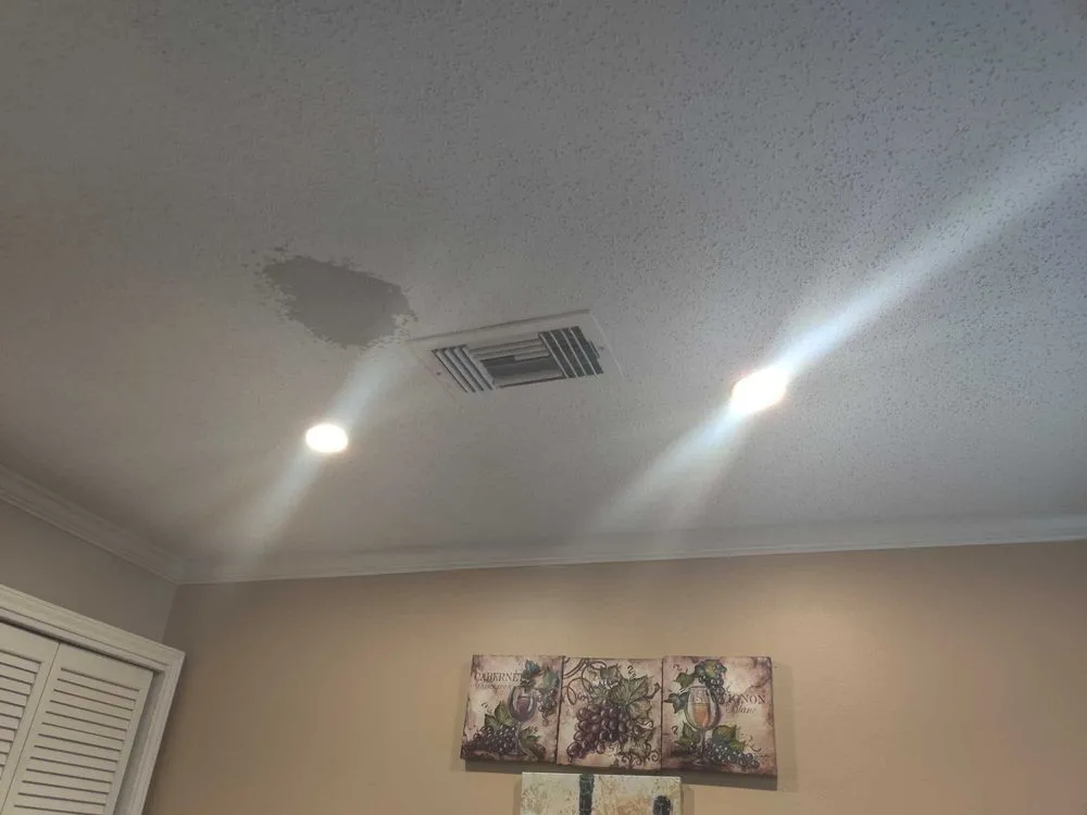 Slide of E&E Electrical Services