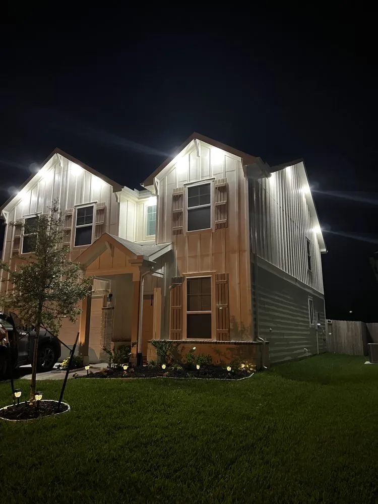 Slide of E&E Electrical Services