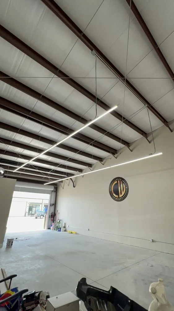 Slide of E&E Electrical Services