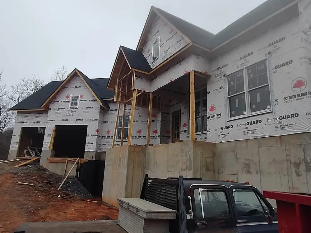 Emergency electrician providing circuit breaker repair in Lawndale, NC - EEC Electric