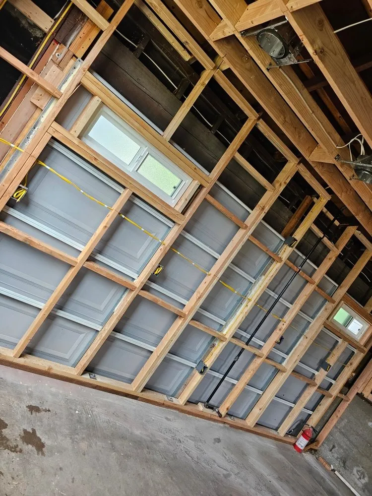 Expert electrical repair in Pacoima, CA by EES Electric