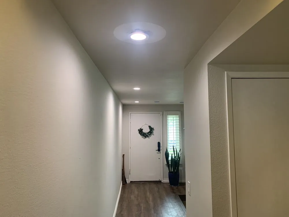 Slide of Egozi Electric