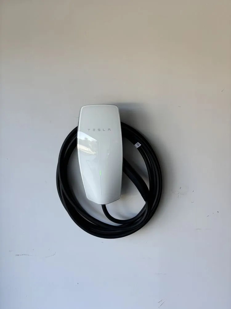 Slide of EJ Blue Collar Services