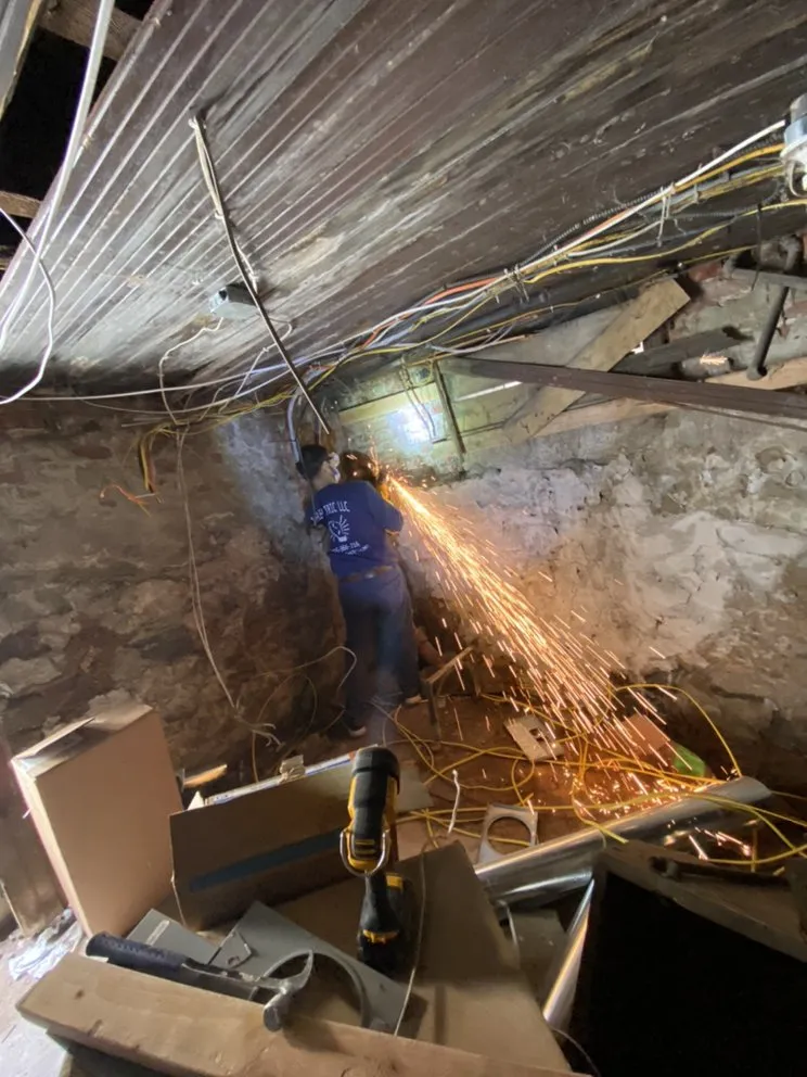 Slide of EJ Electric