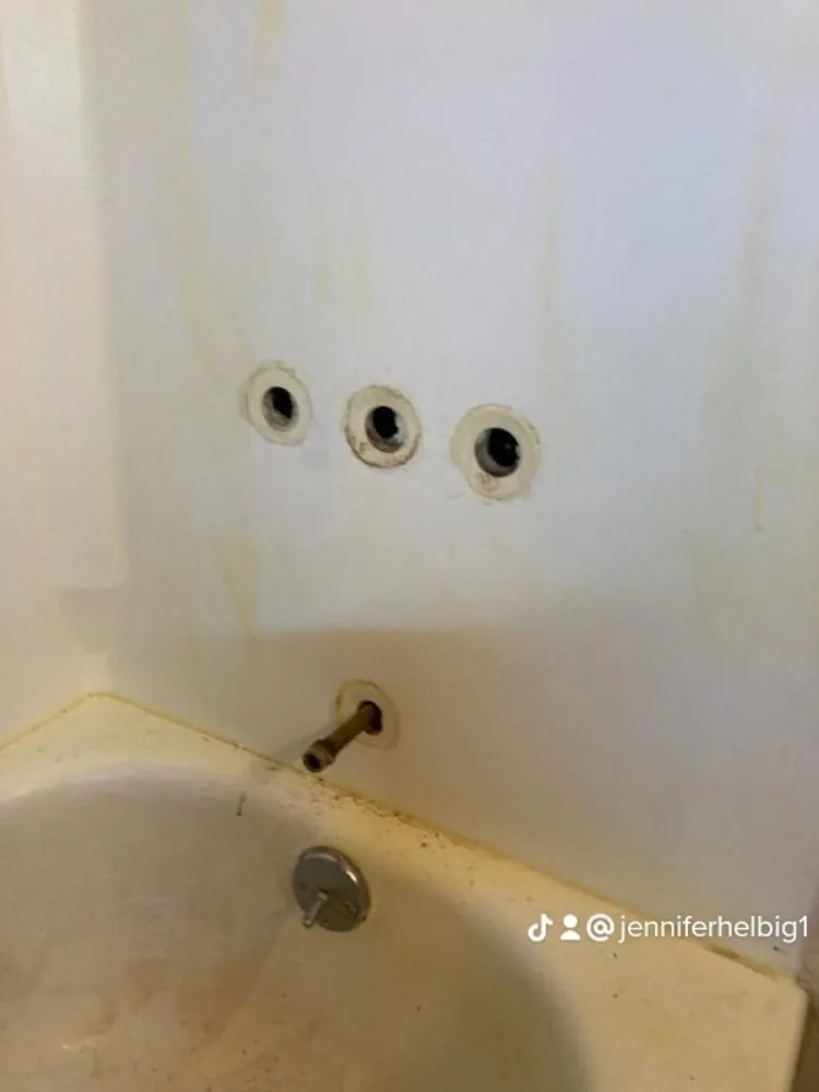 Slide of E&J Electric Plus