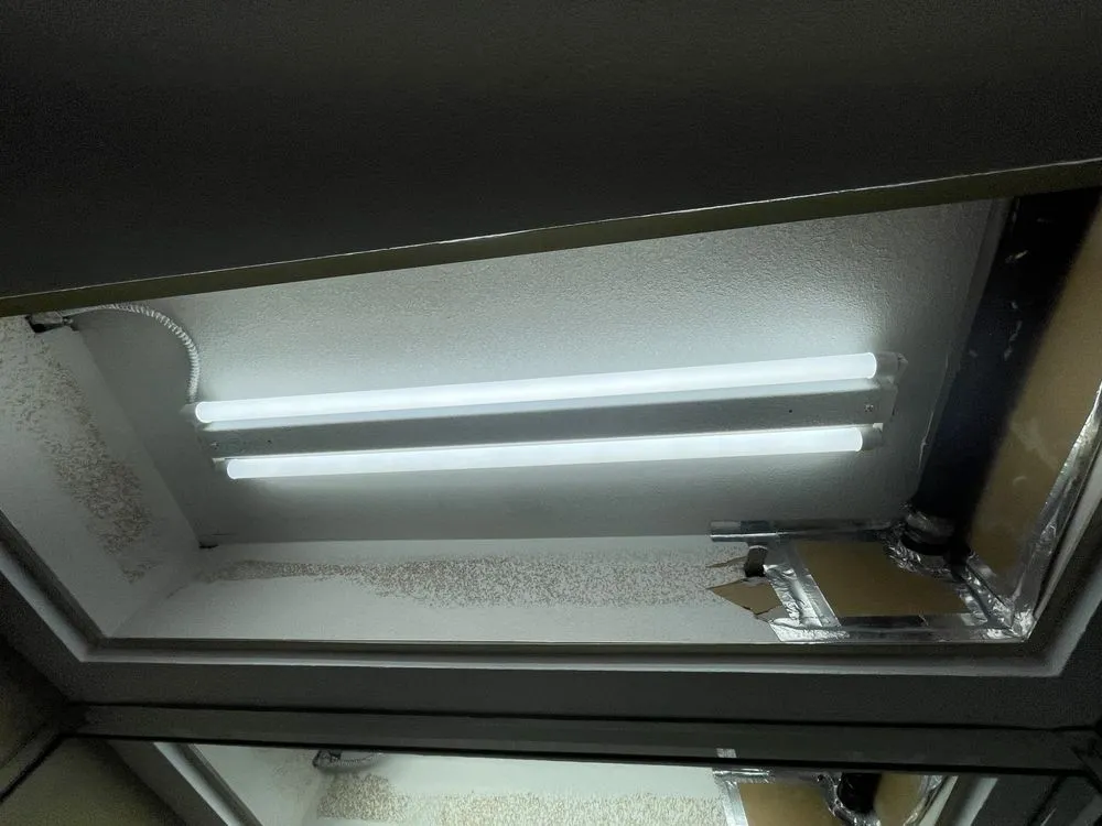 Slide of Ejr2 Square