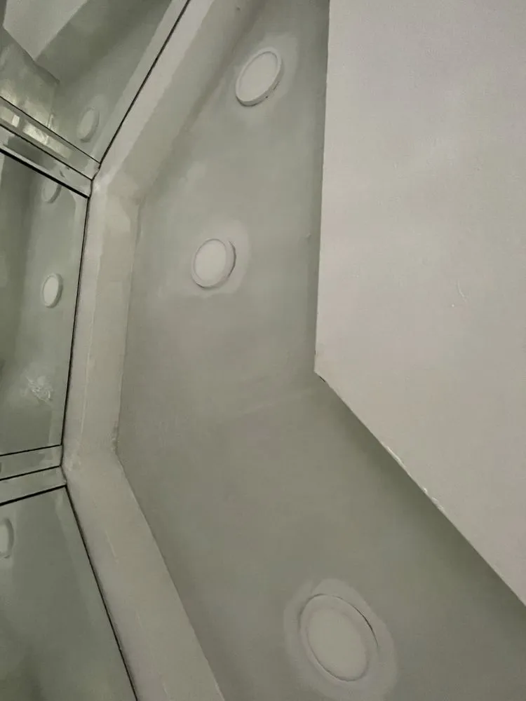 Slide of Ejr2 Square