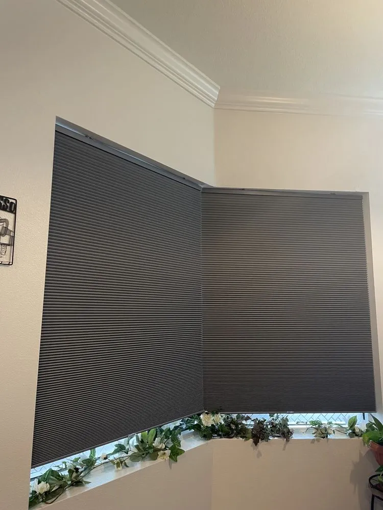 Slide of Ejr2 Square