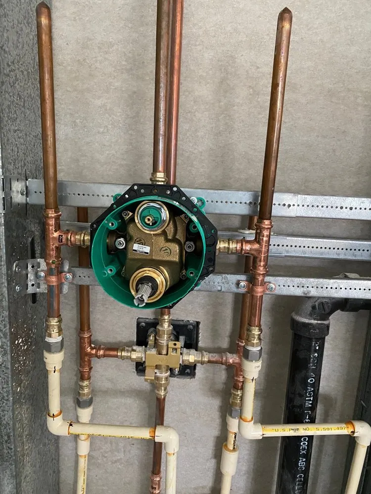 Professional emergency electrical service in ,  by EKAHI Home Improvements and Maintenance