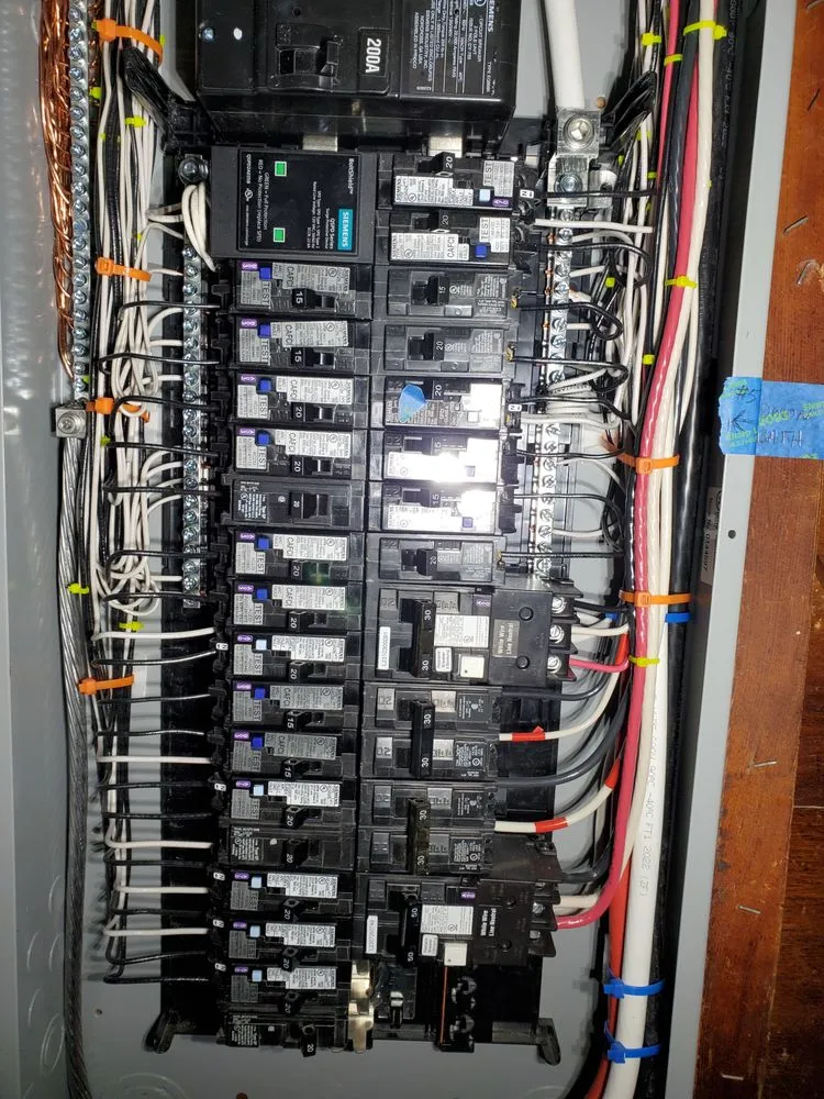 Slide of E&L Electric