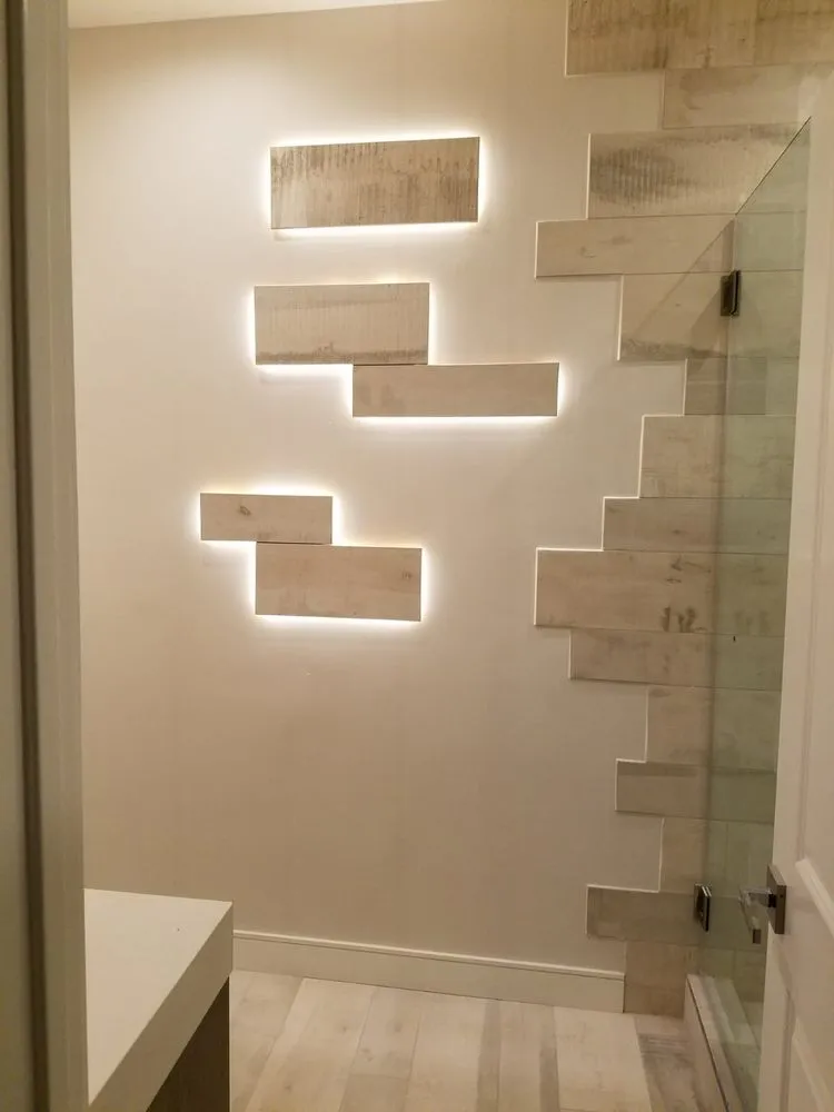 Certified electrician providing outlet and switch repair in Tarzana, CA - EL Electric