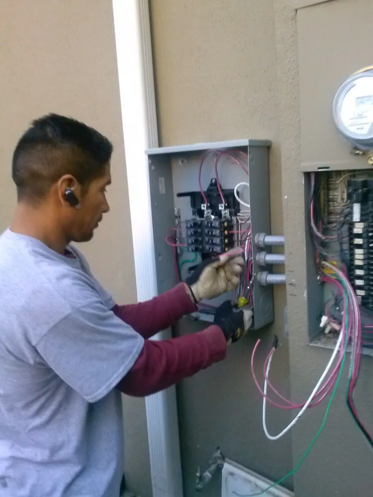 Professional electrician providing panel upgrade in Tarzana, CA - EL Electric