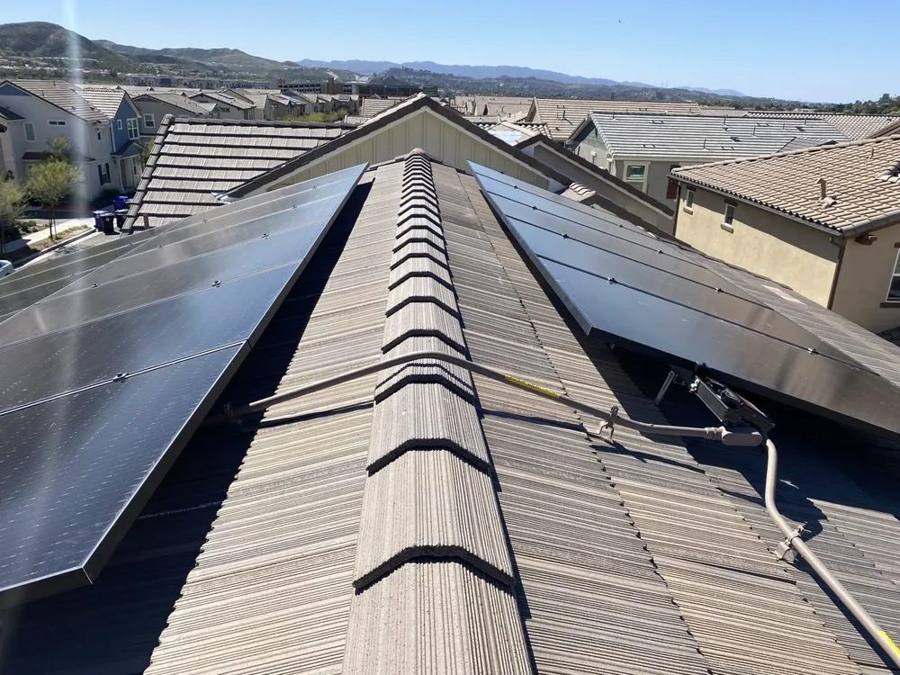 Slide of EL-FI Homes