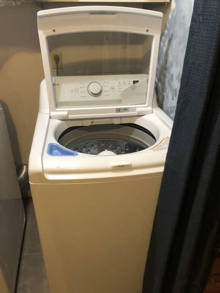 Slide of El Marco Appliance Services