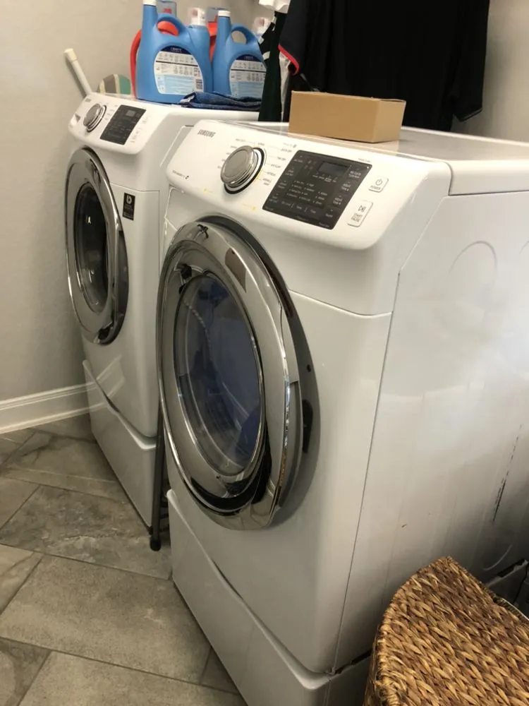 Slide of El Marco Appliance Services