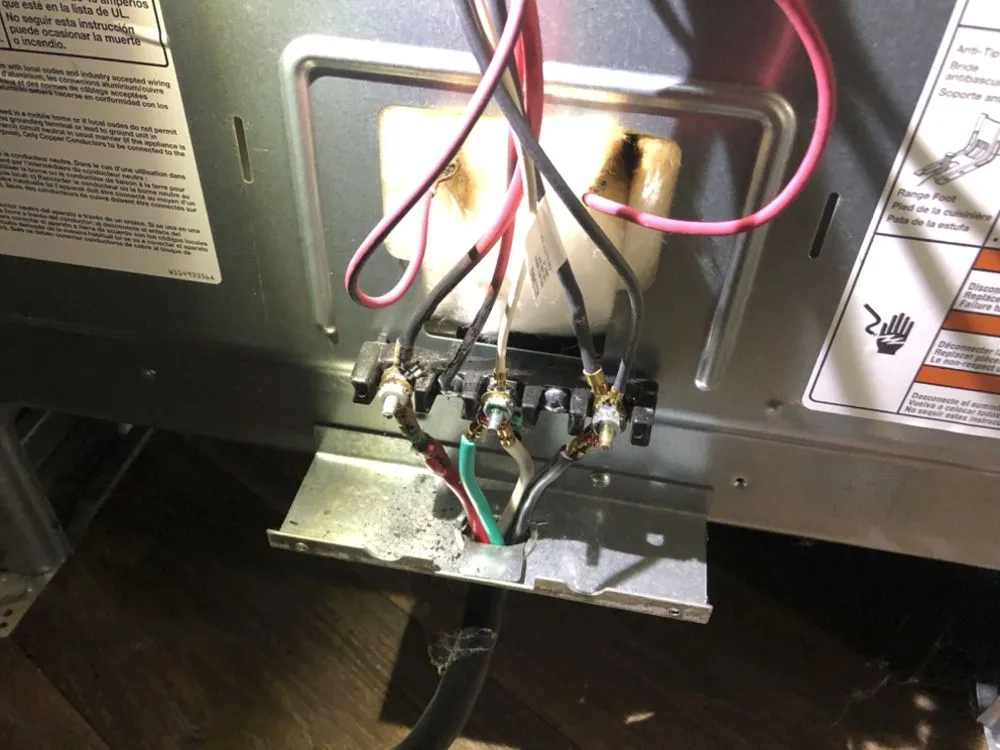 Slide of El Marco Appliance Services