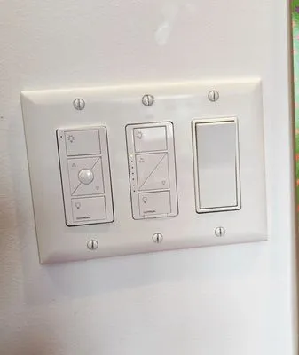 El Nido Electrical Service Logo