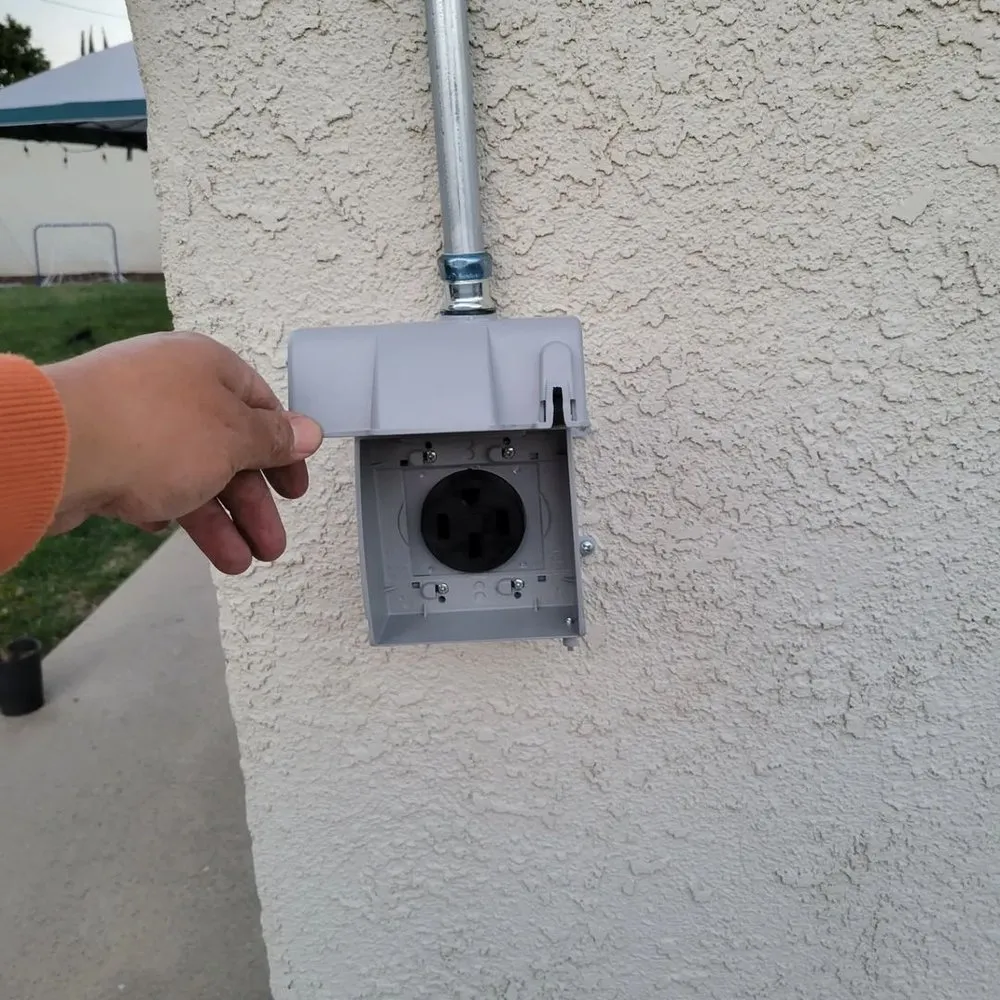 Affordable lighting installation service in ,  - El Rancho Electric