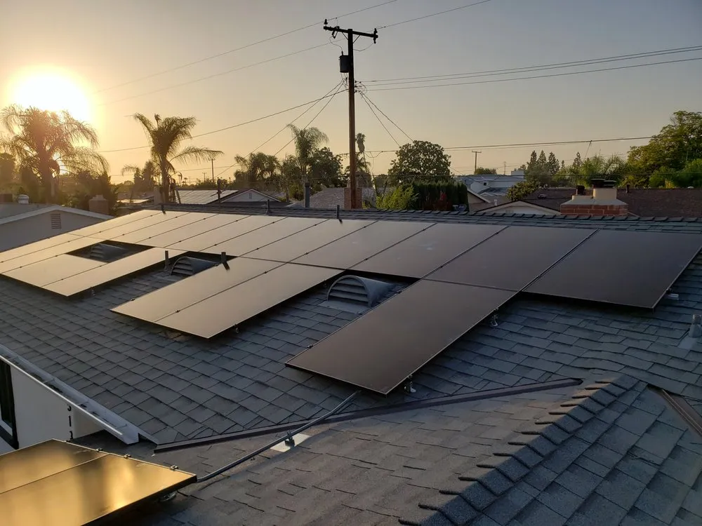 Slide of El Rayo Electric