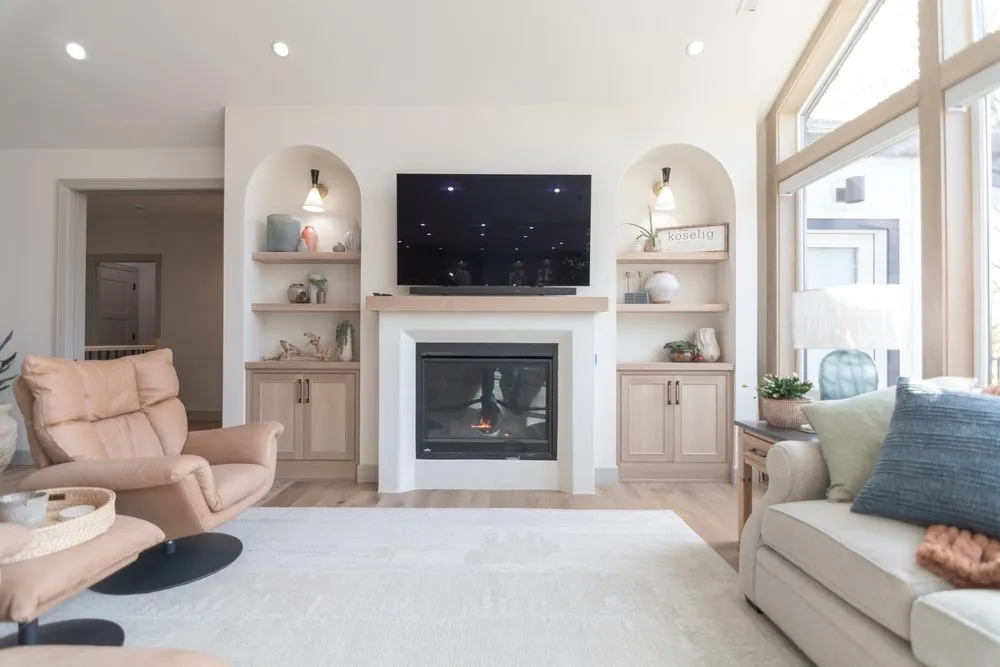 Slide of Elc Group Contractor