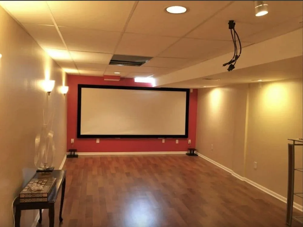 Slide of Elcano Electrical