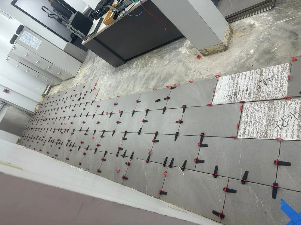 Licensed electrician providing lighting installation in , 