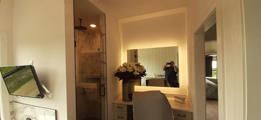 Slide of Elec-cellent Electric