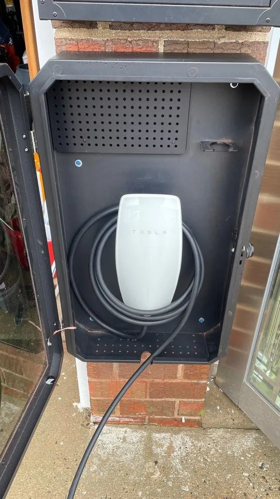 Slide of ElectraTech Services