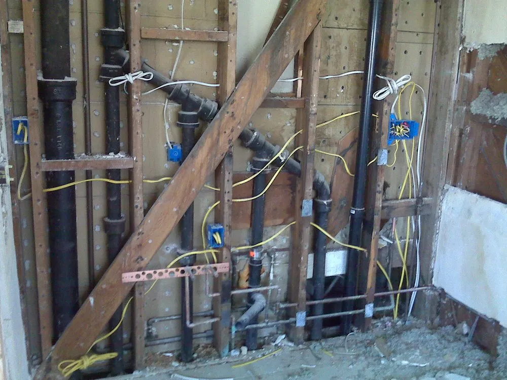 Expert electrician providing wiring installation in Mission Viejo, CA - Electreecity Contractors & Design