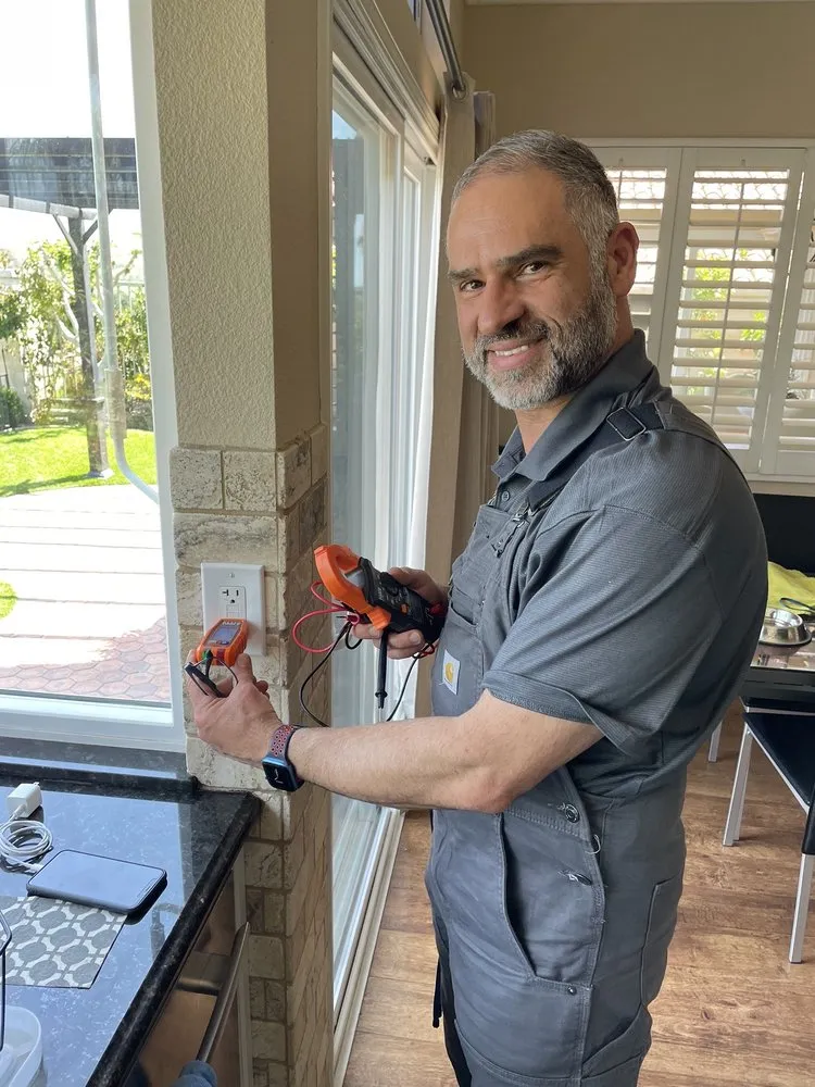 Slide of Electreecity Contractors & Design