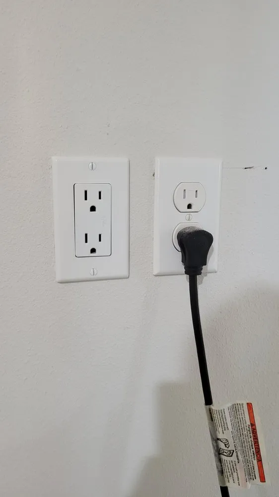 Slide of Electri-City