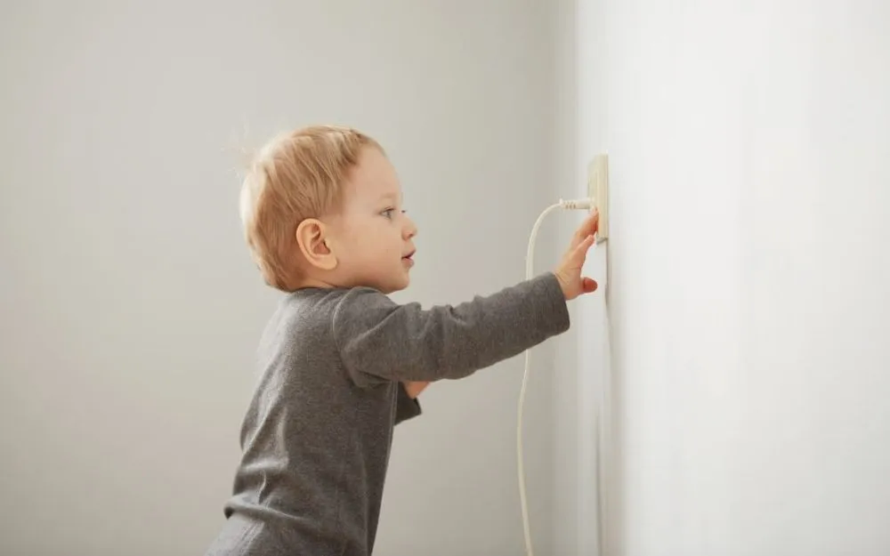 Slide of Electri-Serve