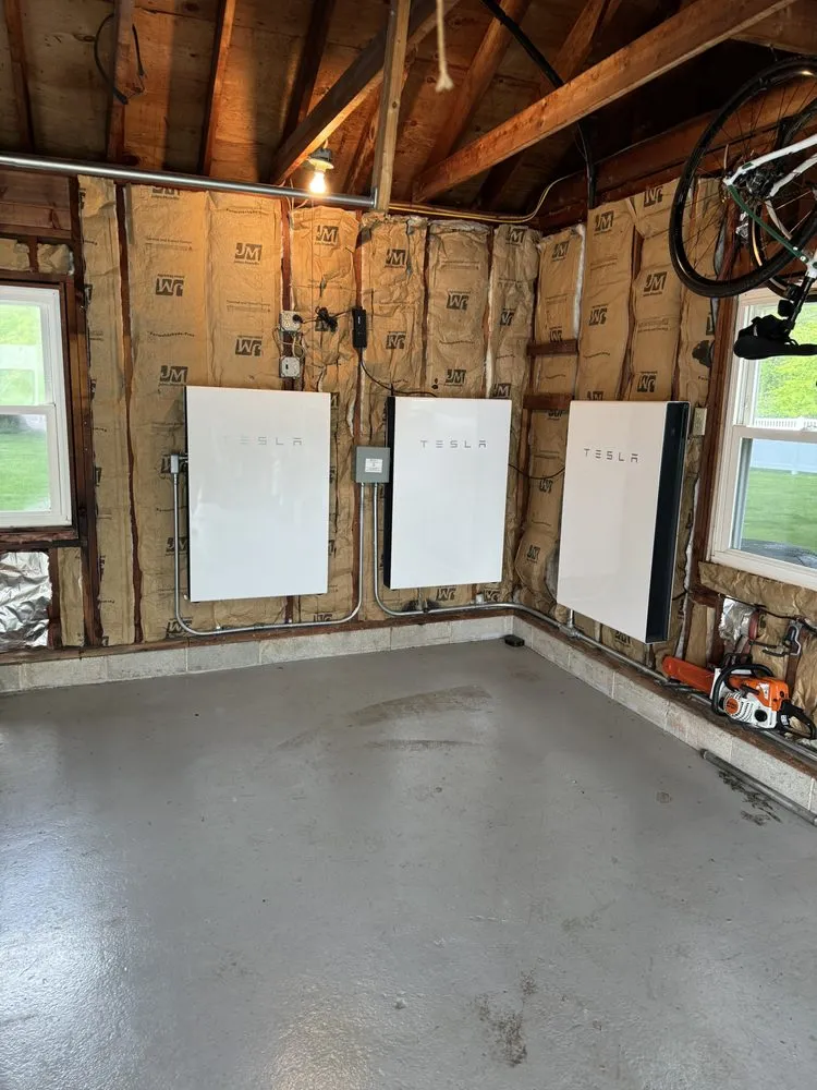 Certified circuit breaker repair in Newtown Square, PA by Electric Aid