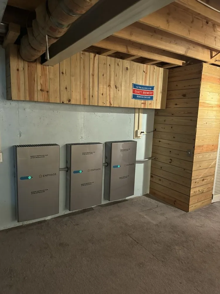 Trusted outlet and switch repair in Newtown Square, PA by Electric Aid