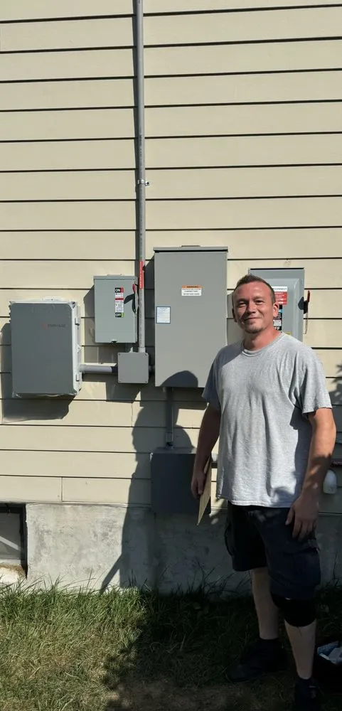 Licensed lighting installation experts serving Newtown Square, PA - Electric Aid