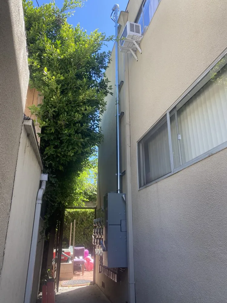 Slide of Electric Brothers