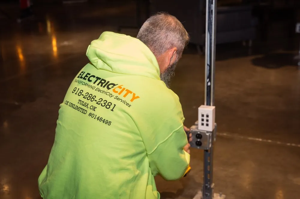 Trusted circuit breaker repair in , by Electric City