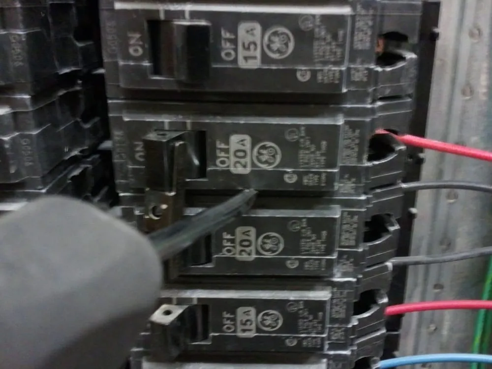 Trusted electrician providing lighting installation in , 