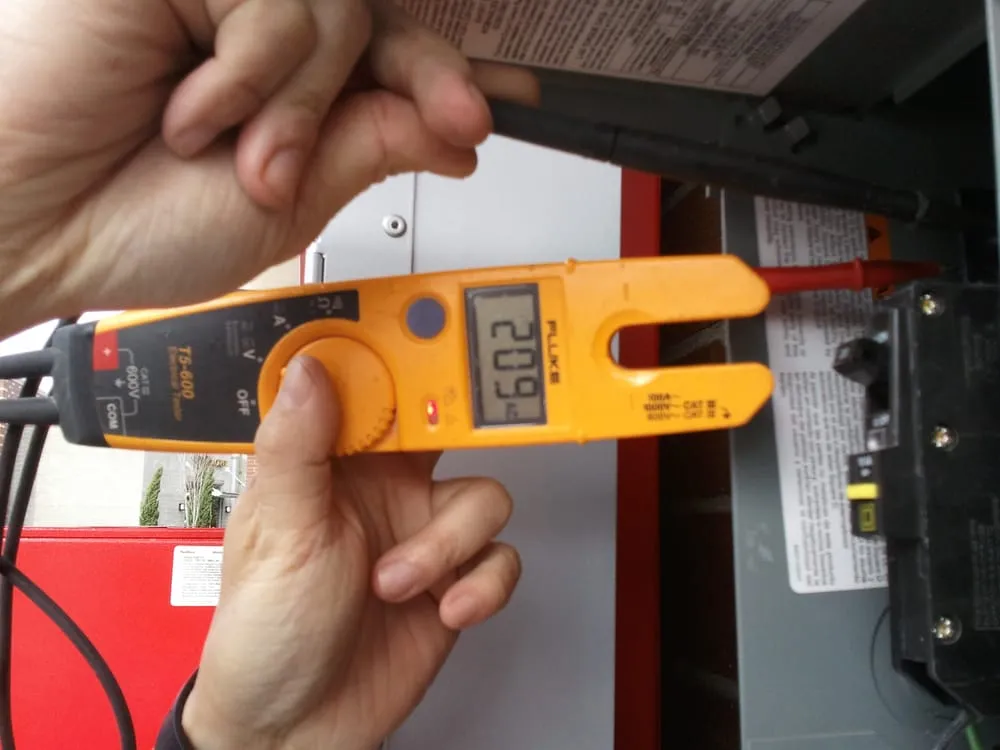 Slide of Electric Company Of Seattle