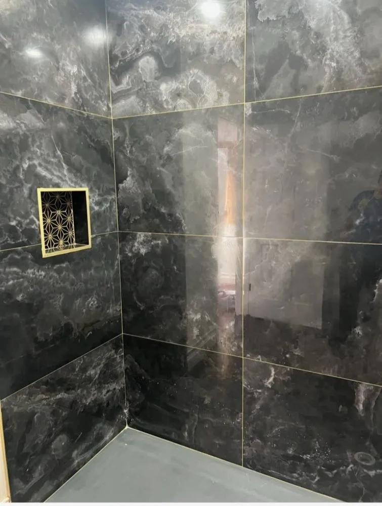 Slide of Electric Cruz